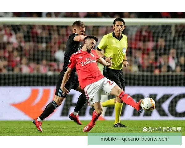 亚特兰大三球完胜勒沃库森首夺欧联杯加冕队史首座欧战冠军辉煌夜